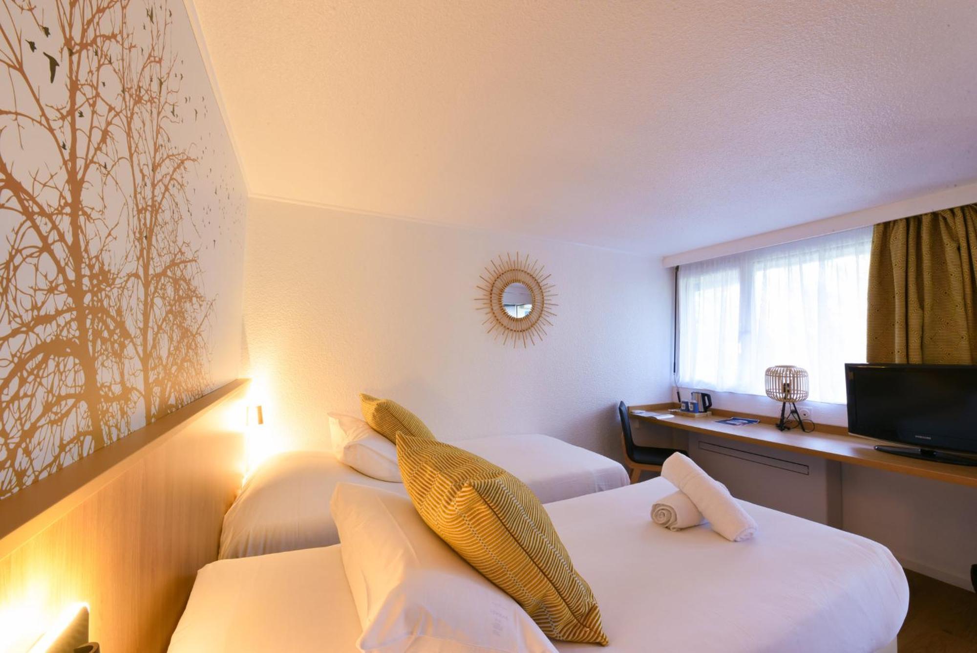 Kyriad Villeneuve Saint Georges - Hotel Renove Exterior photo