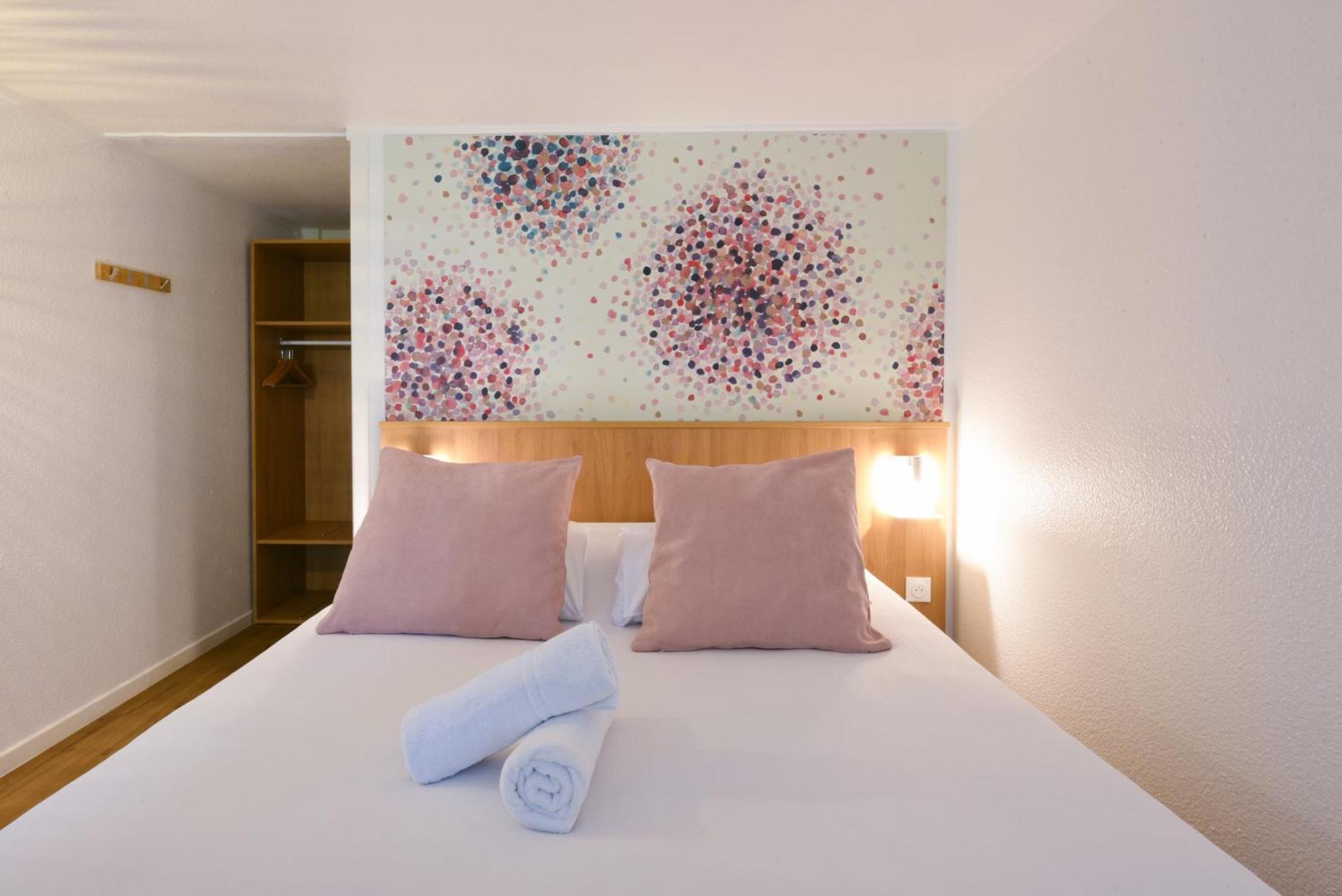 Kyriad Villeneuve Saint Georges - Hotel Renove Exterior photo