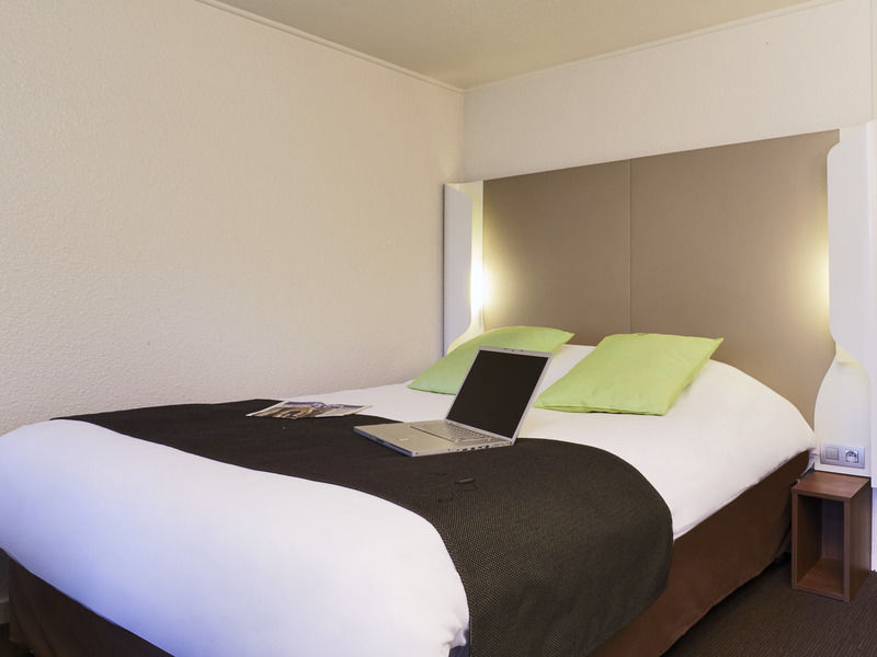 Kyriad Villeneuve Saint Georges - Hotel Renove Exterior photo